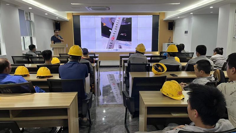 消防工程师官方教材与辅导书：本质区别与选择要点